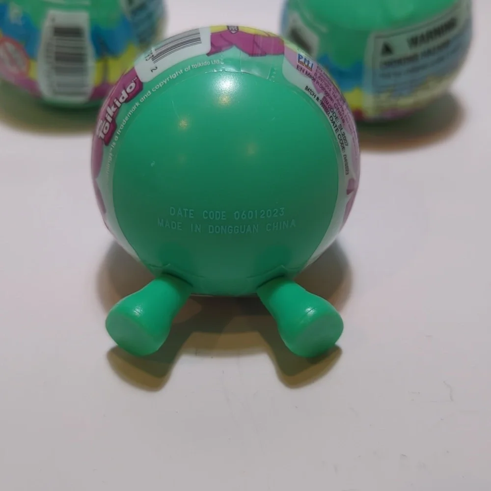 Pinata Smashlings rainbow pod Toikido mystery figure Roblox 3 pods